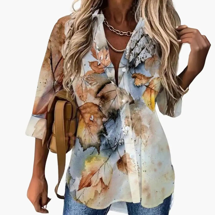 Blouse with Floral Pattern - Women's Casual Look with Contrast