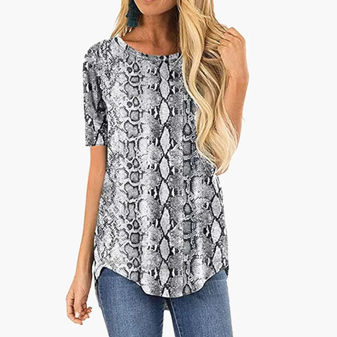 Women’s Allover Leopard Print T-Shirt Short Sleeve Crew Neck Top