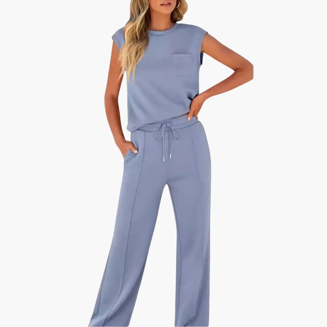 Women's Co Ord Set with Relaxed Fit and Short Sleeves