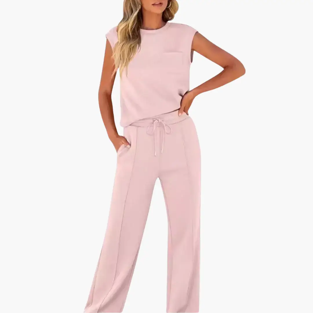 Women's Co Ord Set with Relaxed Fit and Short Sleeves