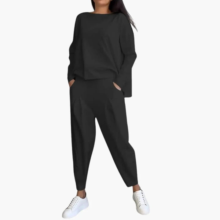 Women’s Long Sleeve Two-Piece Outfit Set – Round Neck Top and Full-Length Pants