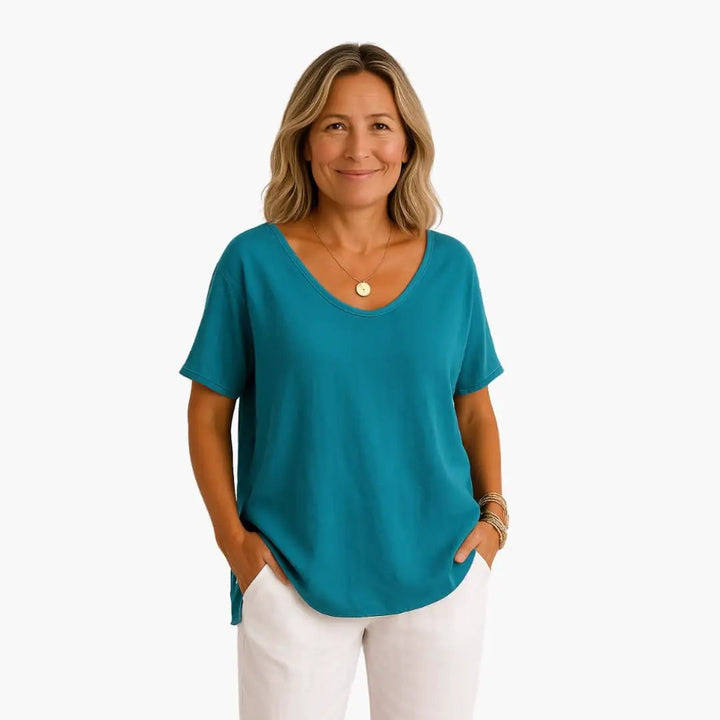 Women's Loose Fit T-Shirt with Round Neck and Short Sleeves