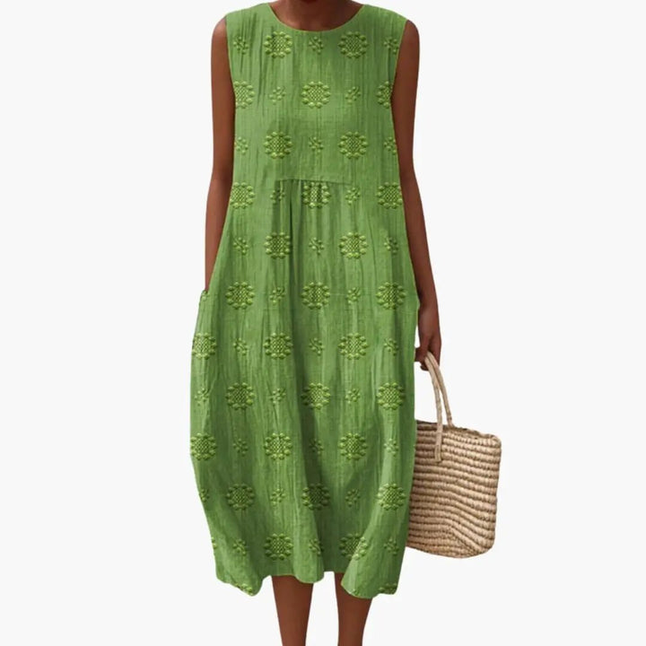 Women's Maxi Dress with Sleeveless Design and Side Pockets