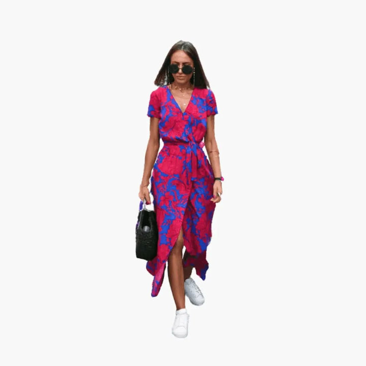 Women’s Round Neck Dress with Patterned Surface