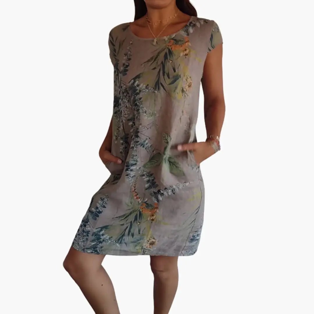 Women’s Short Sleeve Dress with Round Neckline and Straight Hem