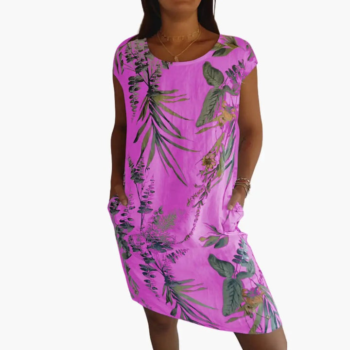 Women’s Short Sleeve Dress with Round Neckline and Straight Hem