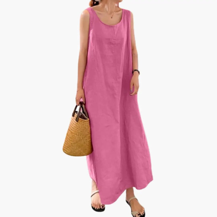 Women’s Sleeveless Dress with Round Neckline and Side Pockets