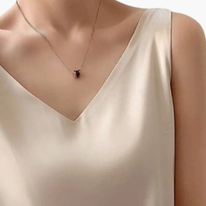 Women’s Sleeveless Tank Top with Loose Cut