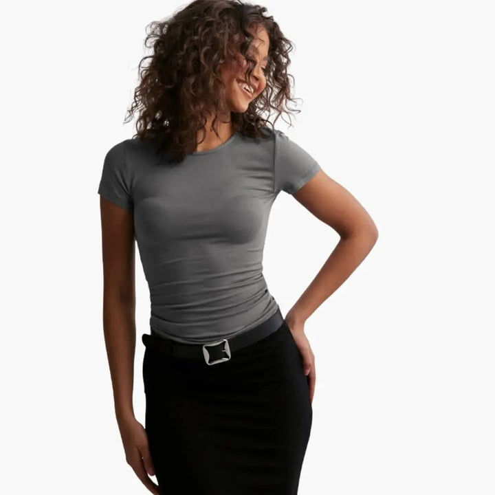 Women’s Slim Fit T-Shirt with Round Neck and Short Sleeves