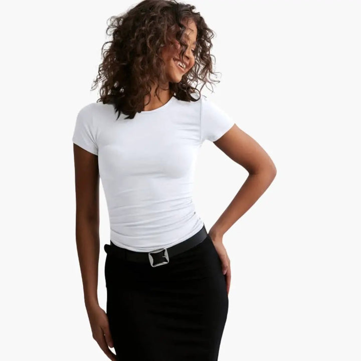 Women’s Slim Fit T-Shirt with Round Neck and Short Sleeves