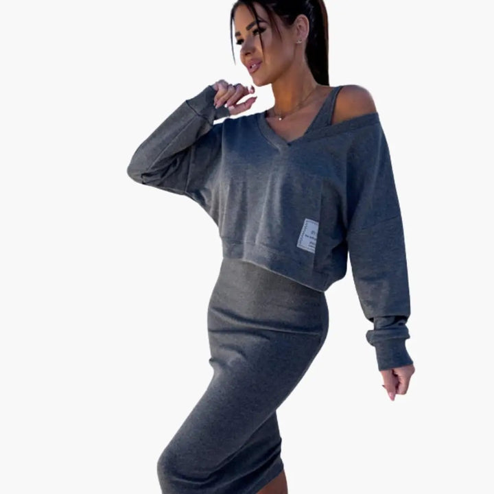 Women’s Sweatshirt Dress with Long Sleeves and Straight Hem