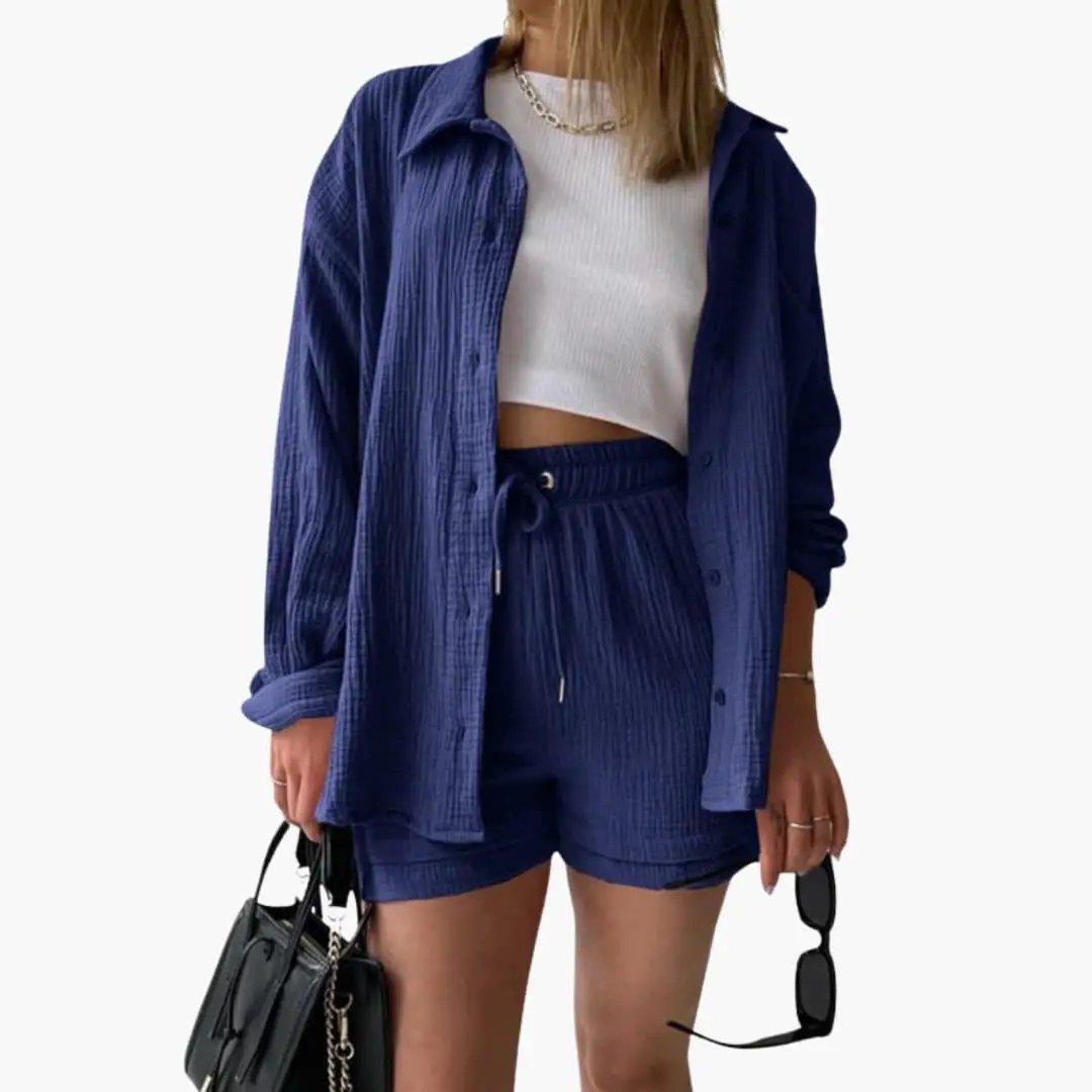 Women’s Two-Piece Shorts Set – Short Sleeve Top and Matching Shorts Outfit