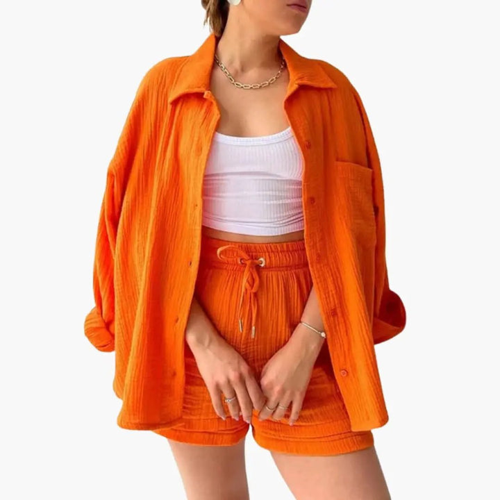 Women’s Two-Piece Shorts Set – Short Sleeve Top and Matching Shorts Outfit