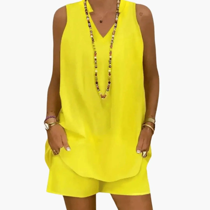 Women’s Two-Piece Tunic and Pants Set – Longline Round Neck Top with Full-Length Pants